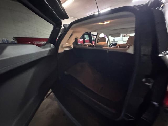 Used 2019 Ford EcoSport SE w/ SE Convenience Package image 5