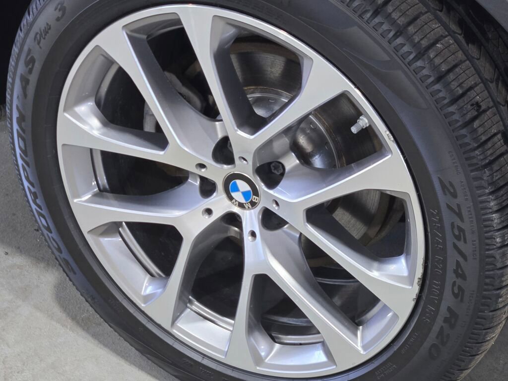 Used 2019 BMW X5 xDrive40i w/ Premium Package image 23