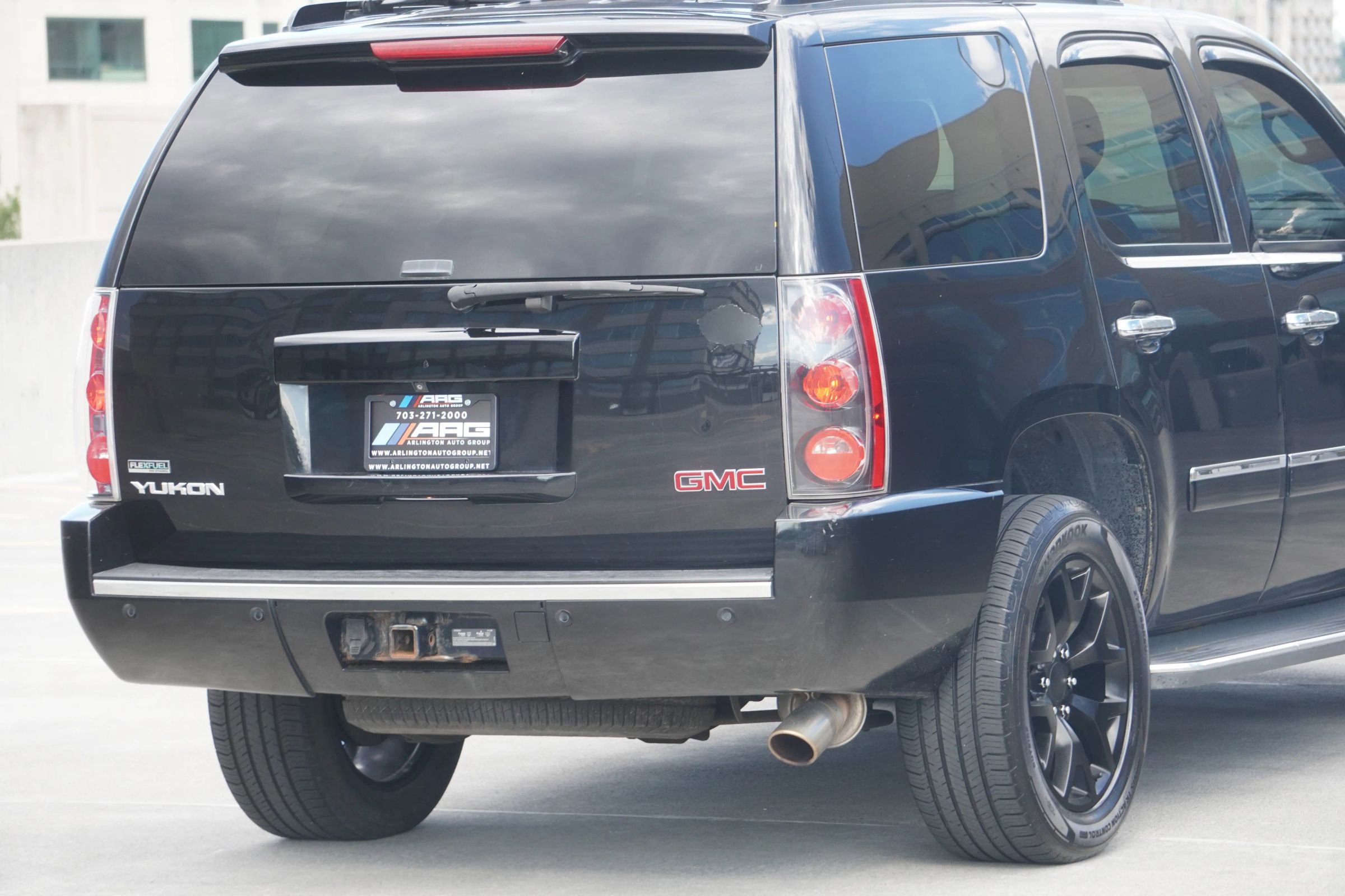 Used 2012 GMC Yukon Denali image 29