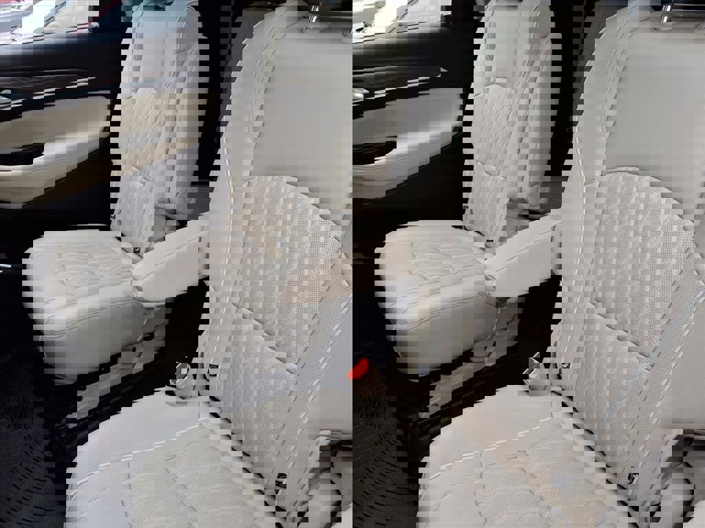 Used 2022 Buick Enclave Avenir w/ Trailering Package, 5000 lbs. image 38