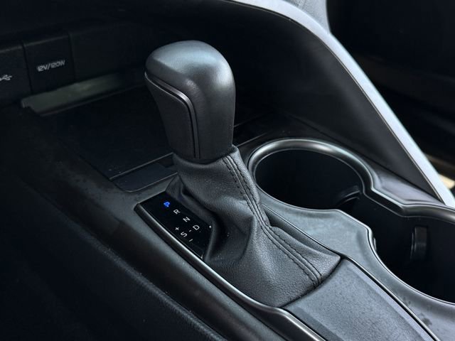 Used 2021 Toyota Camry SE FWD image 16