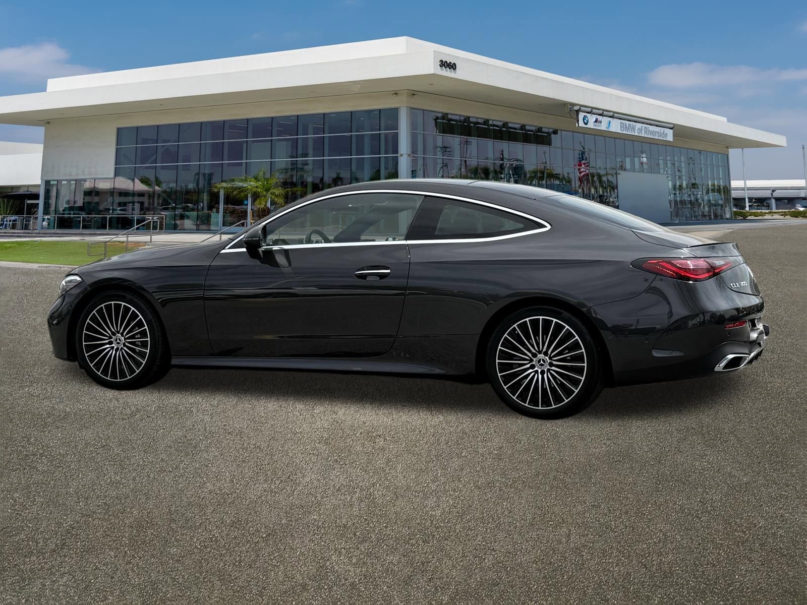 Used 2024 Mercedes-Benz CLE 300 4MATIC Coupe image 7