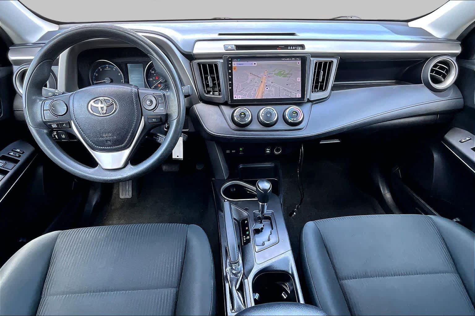 Used 2017 Toyota RAV4 LE FWD image 16