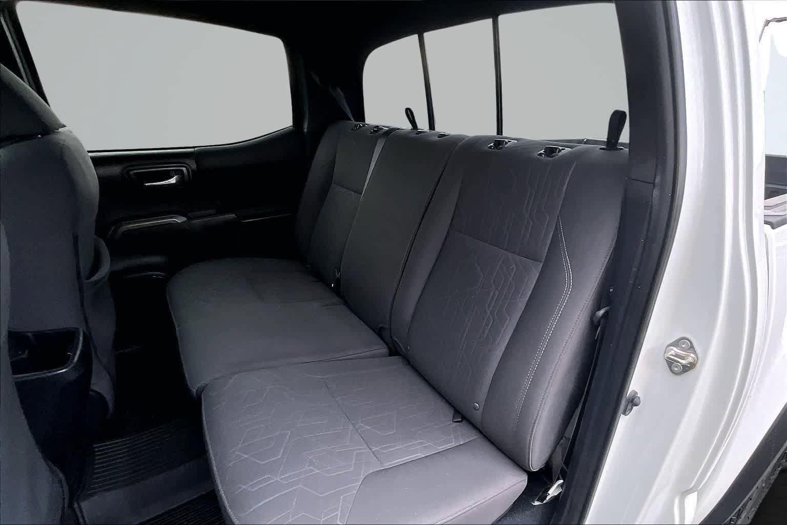 Used 2019 Toyota Tacoma TRD Off-Road image 13