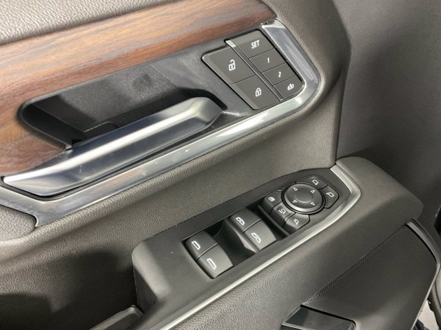 Used 2025 GMC Sierra 2500 SLT AWD/4WD image 26