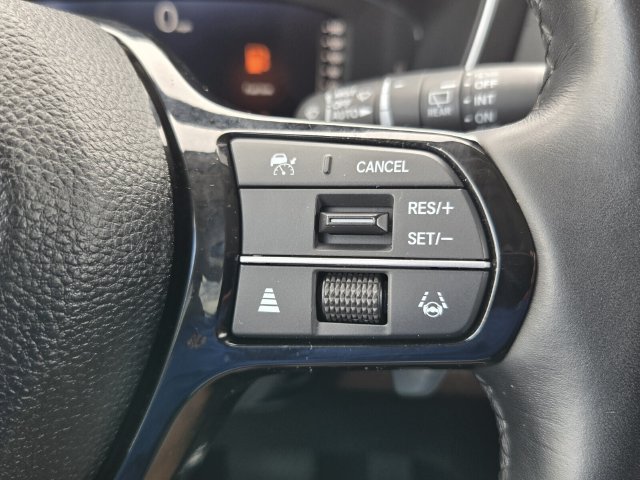 Used 2024 Honda Pilot Elite image 22