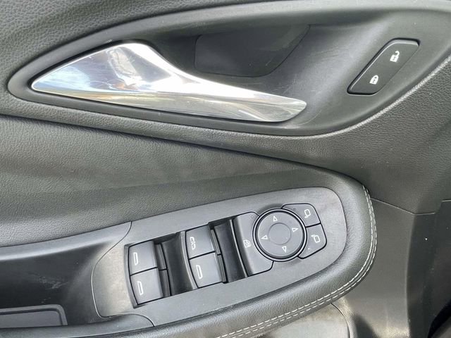 Certified 2021 Buick Encore GX Preferred w/ Sport Touring Package FWD image 15