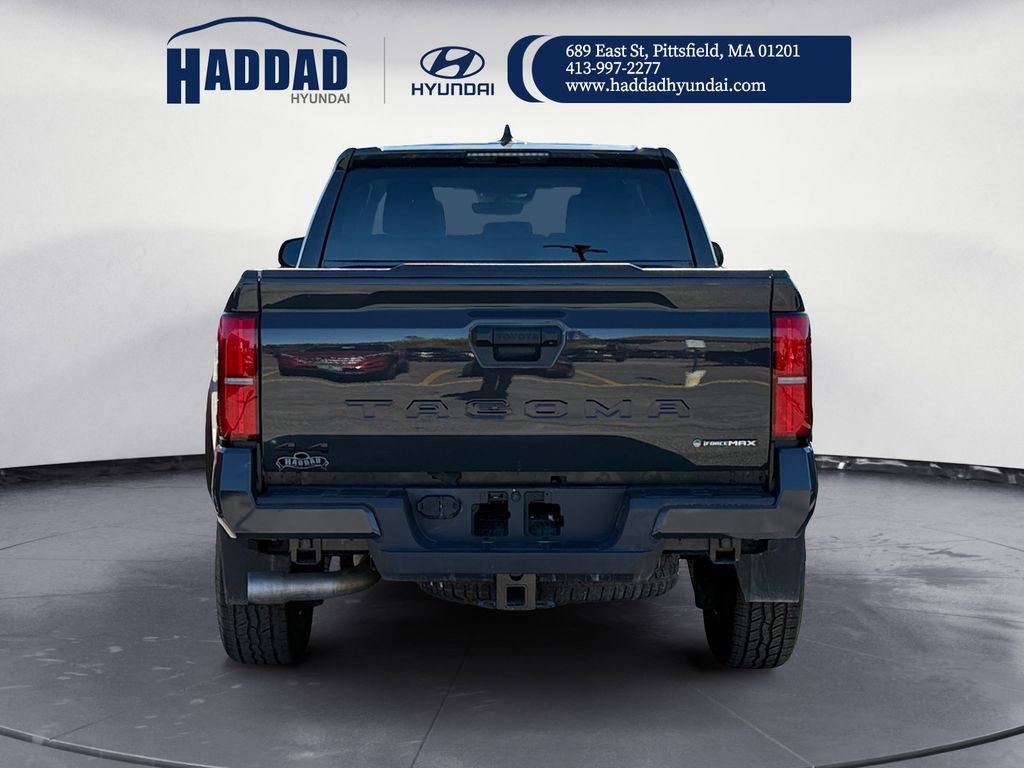 Used 2024 Toyota Tacoma TRD Off-Road image 4