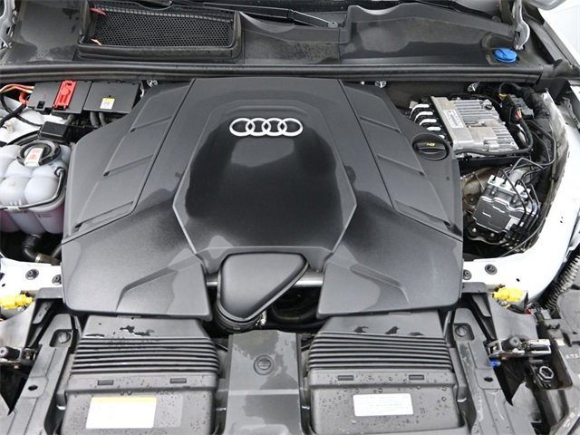 Used 2023 Audi Q7 3.0T Prestige image 15