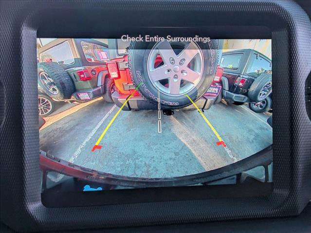 Used 2023 Jeep Wrangler Sahara w/ Cold Weather Group image 15