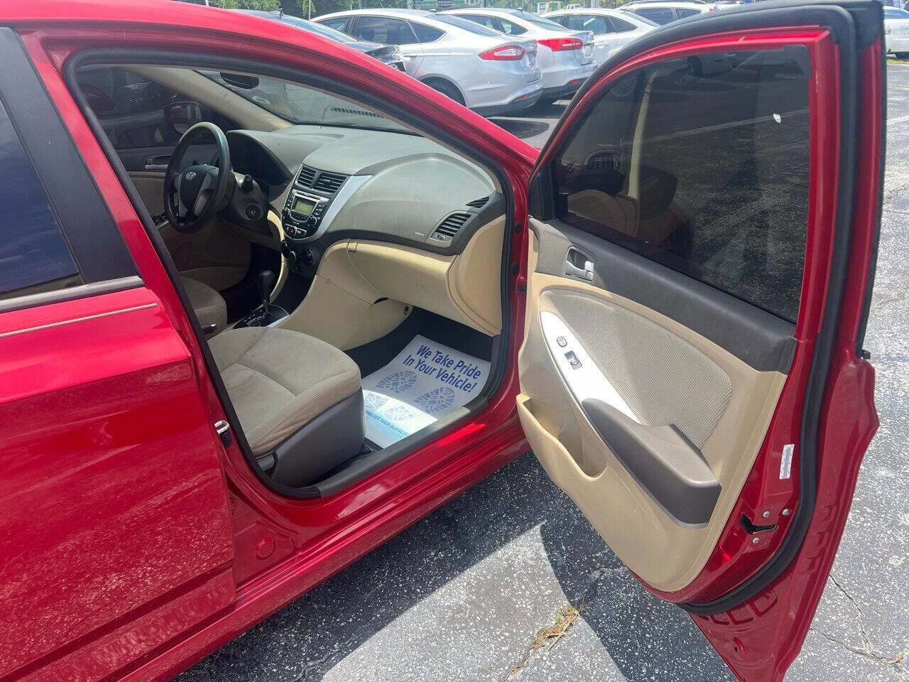 Used 2013 Hyundai Accent GLS image 12