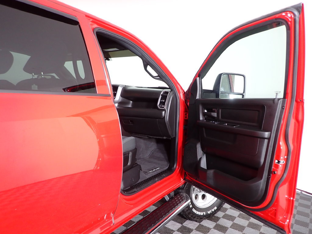 Used 2024 RAM 2500 Tradesman w/ Chrome Appearance Group AWD/4WD image 34