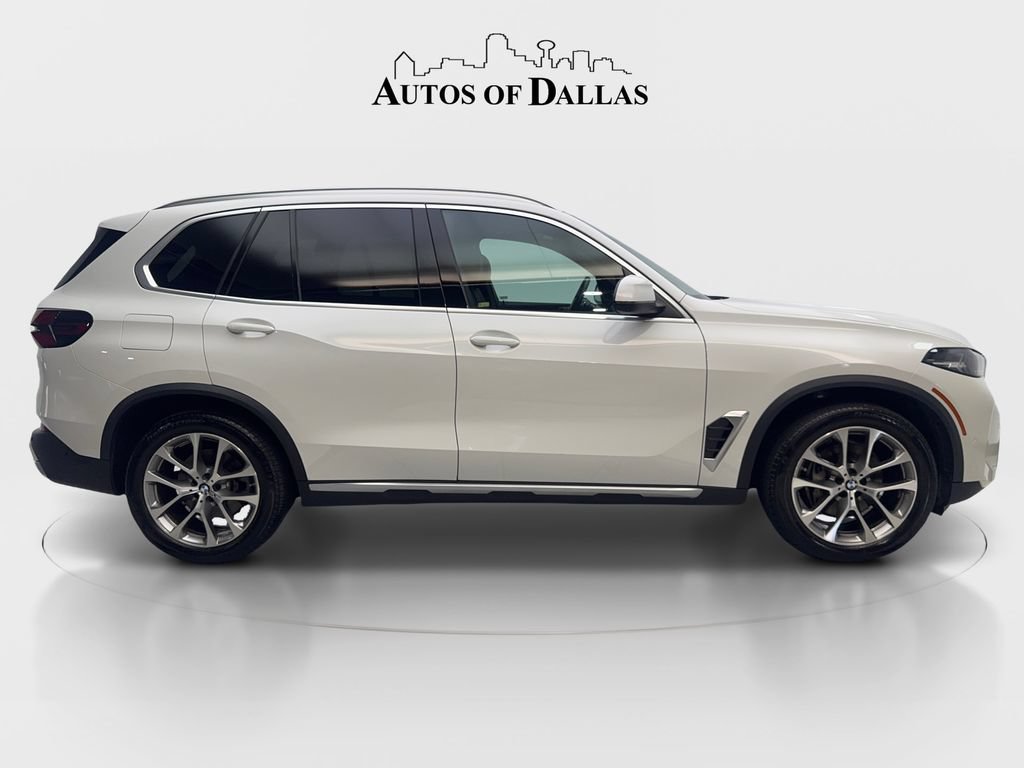 Used 2024 BMW X5 xDrive40i w/ Parking Assistance Package AWD/4WD image 10