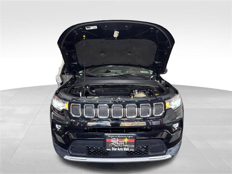 Used 2022 Jeep Compass Limited AWD/4WD image 11