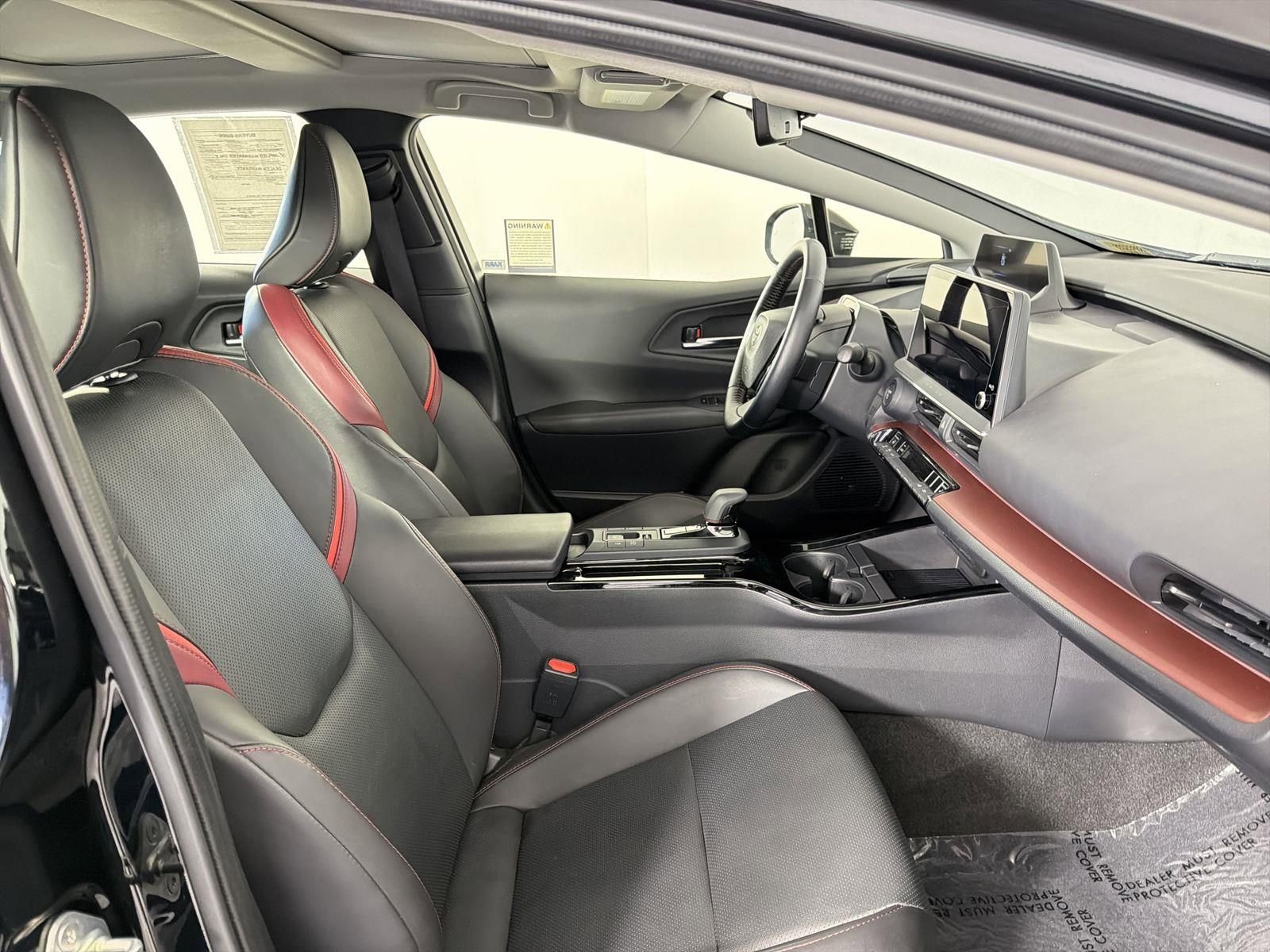 Used 2024 Toyota Prius Prime image 31