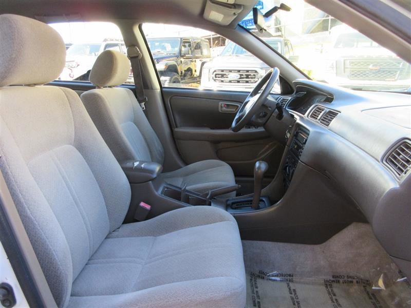 Used 2000 Toyota Camry LE image 26