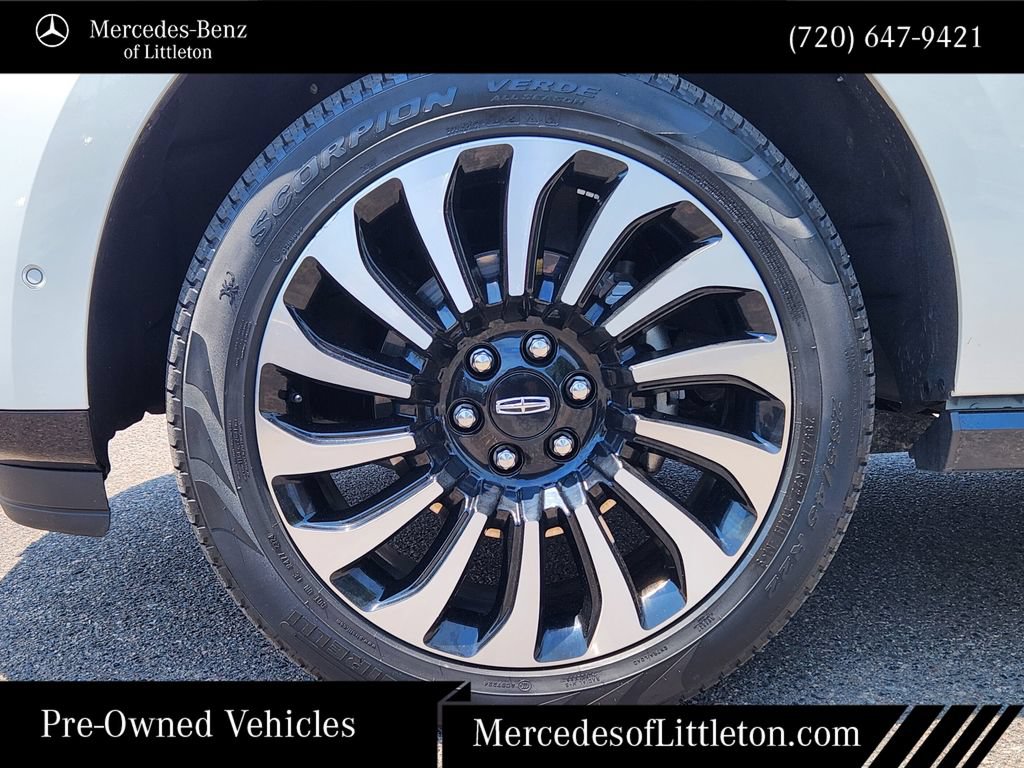 Used 2024 Lincoln Navigator Black Label AWD/4WD image 10