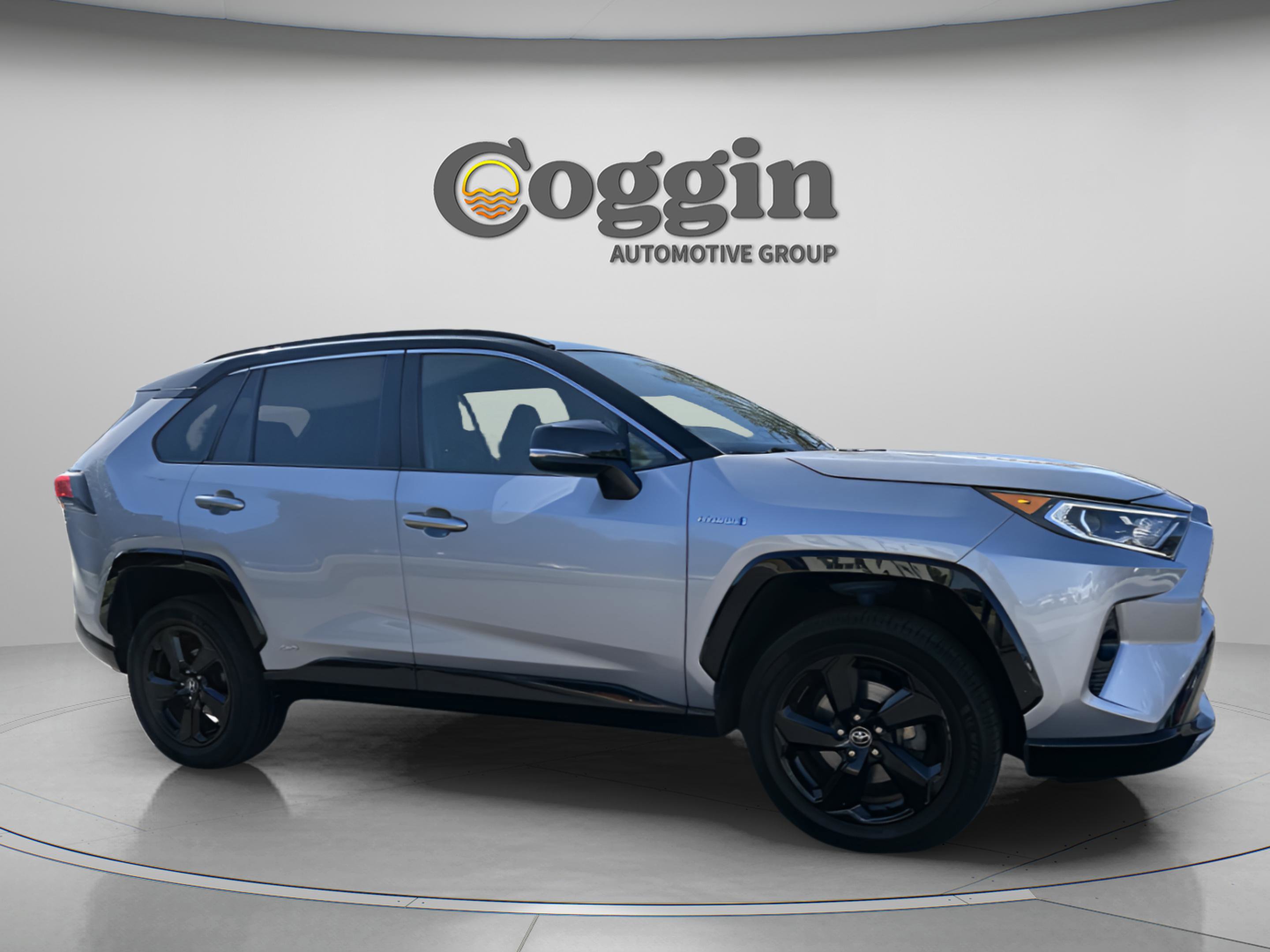 Used 2020 Toyota RAV4 XSE image 5