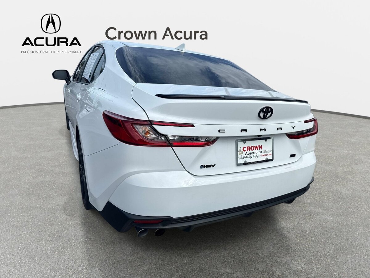 Used 2025 Toyota Camry SE w/ Multimedia Upgrade Package FWD image 8