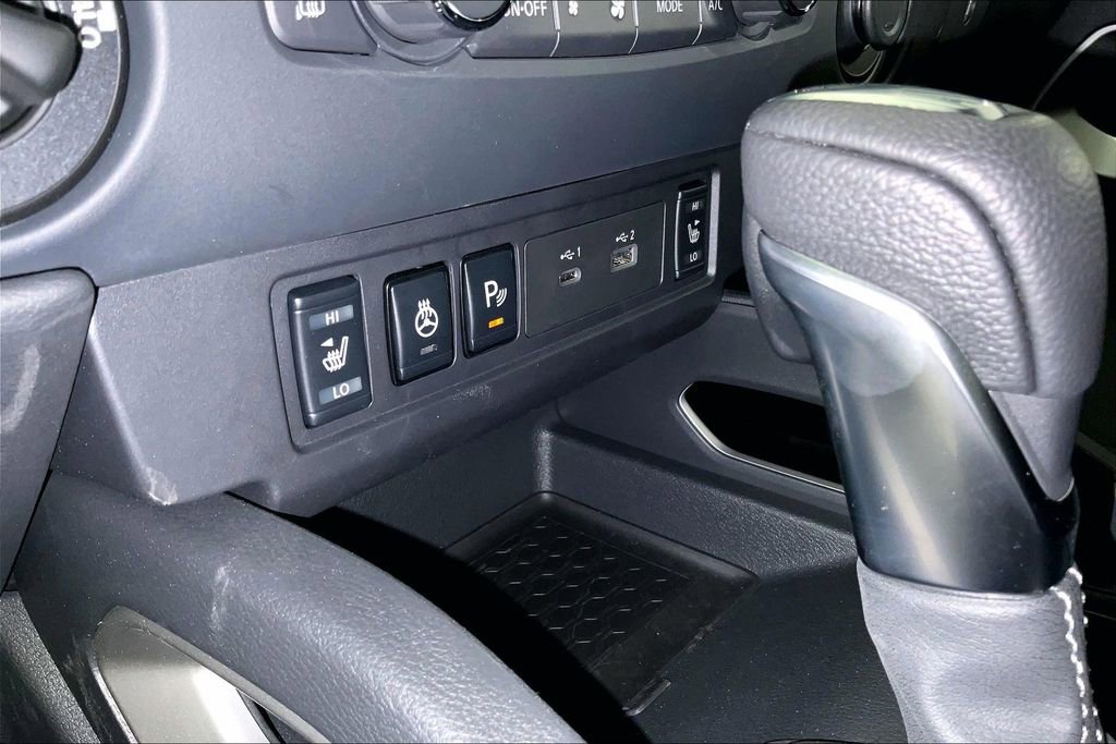 Certified 2024 Nissan Frontier SV w/ Hardbody Edition image 32