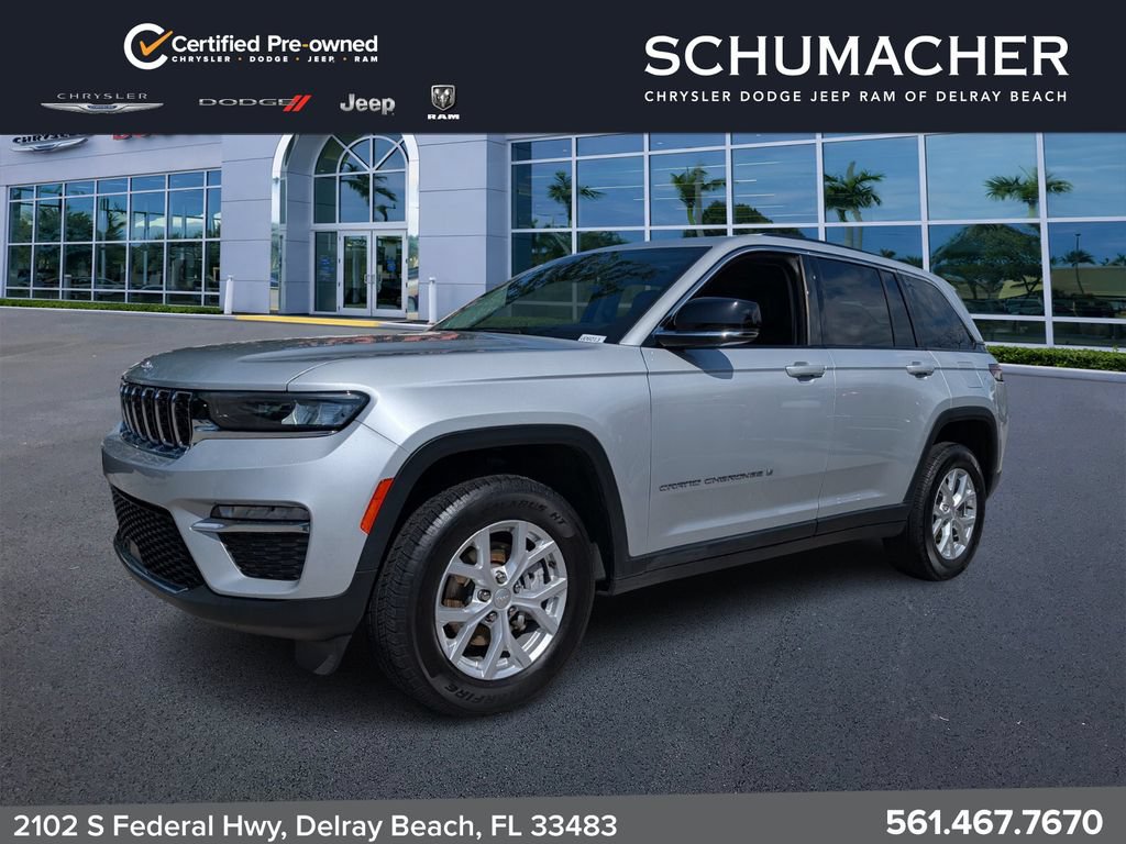 Certified 2024 Jeep Grand Cherokee Limited AWD/4WD image 3