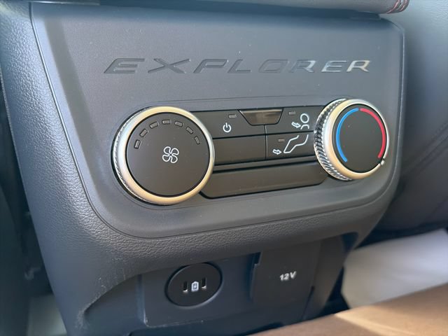 New 2026 Ford Explorer Active w/ Active Comfort Package AWD/4WD image 12