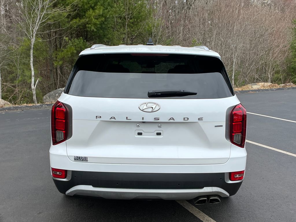 Used 2022 Hyundai Palisade SEL w/ 8P Bench Seat Package image 4