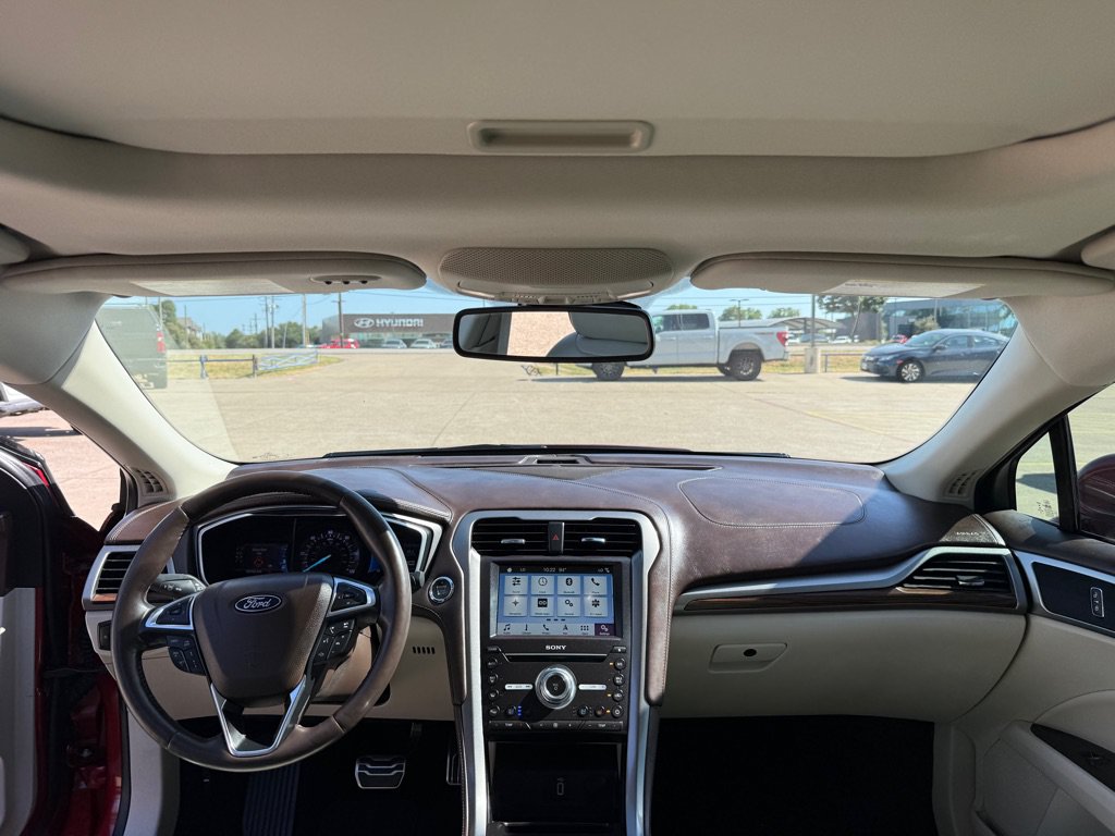 Used 2018 Ford Fusion Energi Platinum FWD image 24