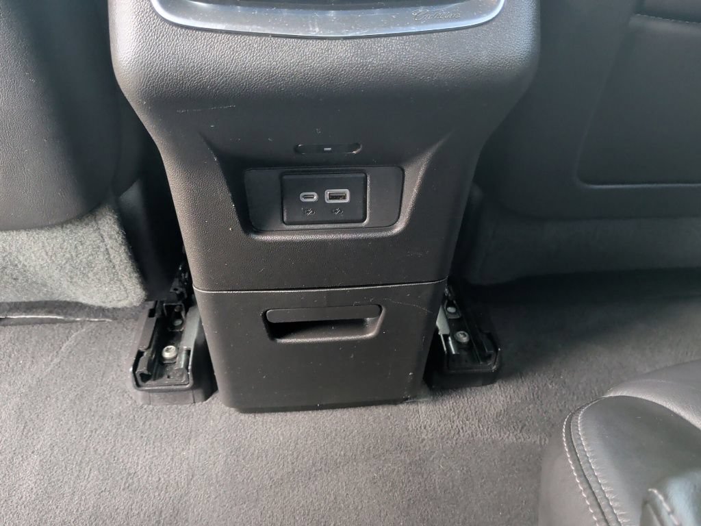 Used 2020 Cadillac XT6 Premium Luxury FWD image 37