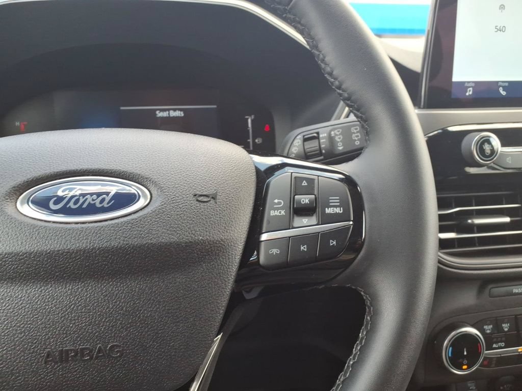 Used 2023 Ford Escape Active AWD/4WD image 15