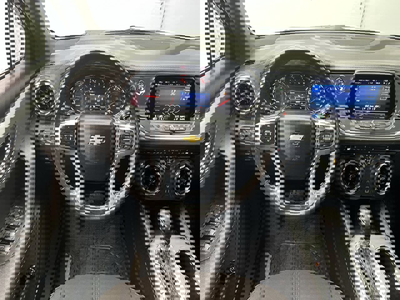 Used 2019 Chevrolet Blazer LT image 12