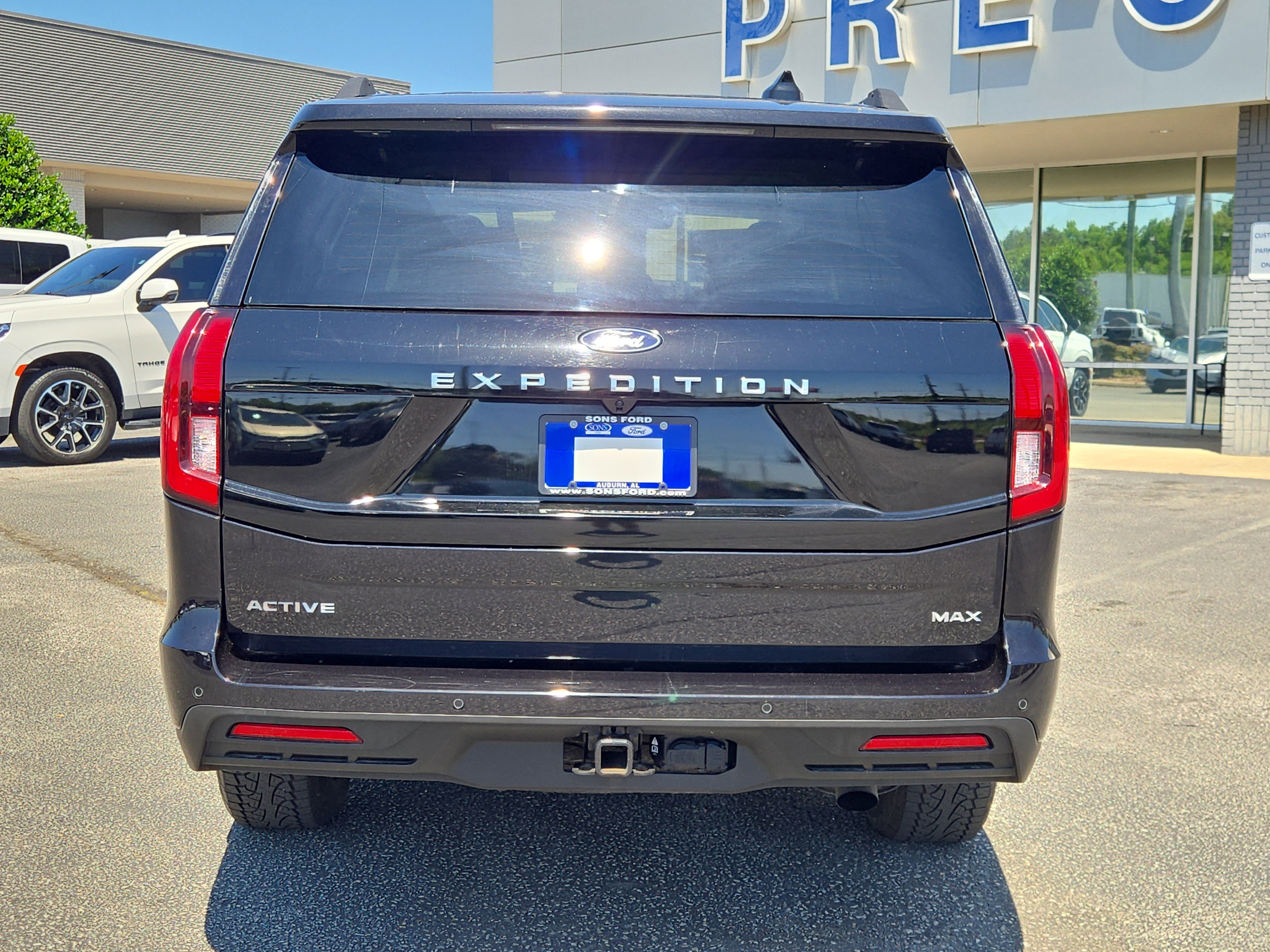 Used 2025 Ford Expedition Max Active AWD/4WD image 8