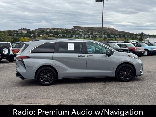 Used 2024 Toyota Sienna XSE w/ XSE Plus Package AWD/4WD image 7
