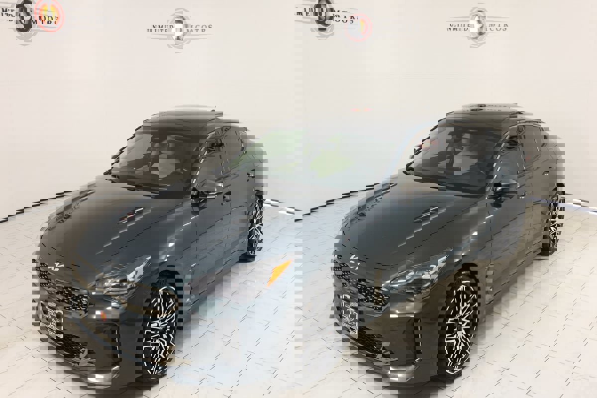 Used 2023 Kia Stinger GT2 image 35