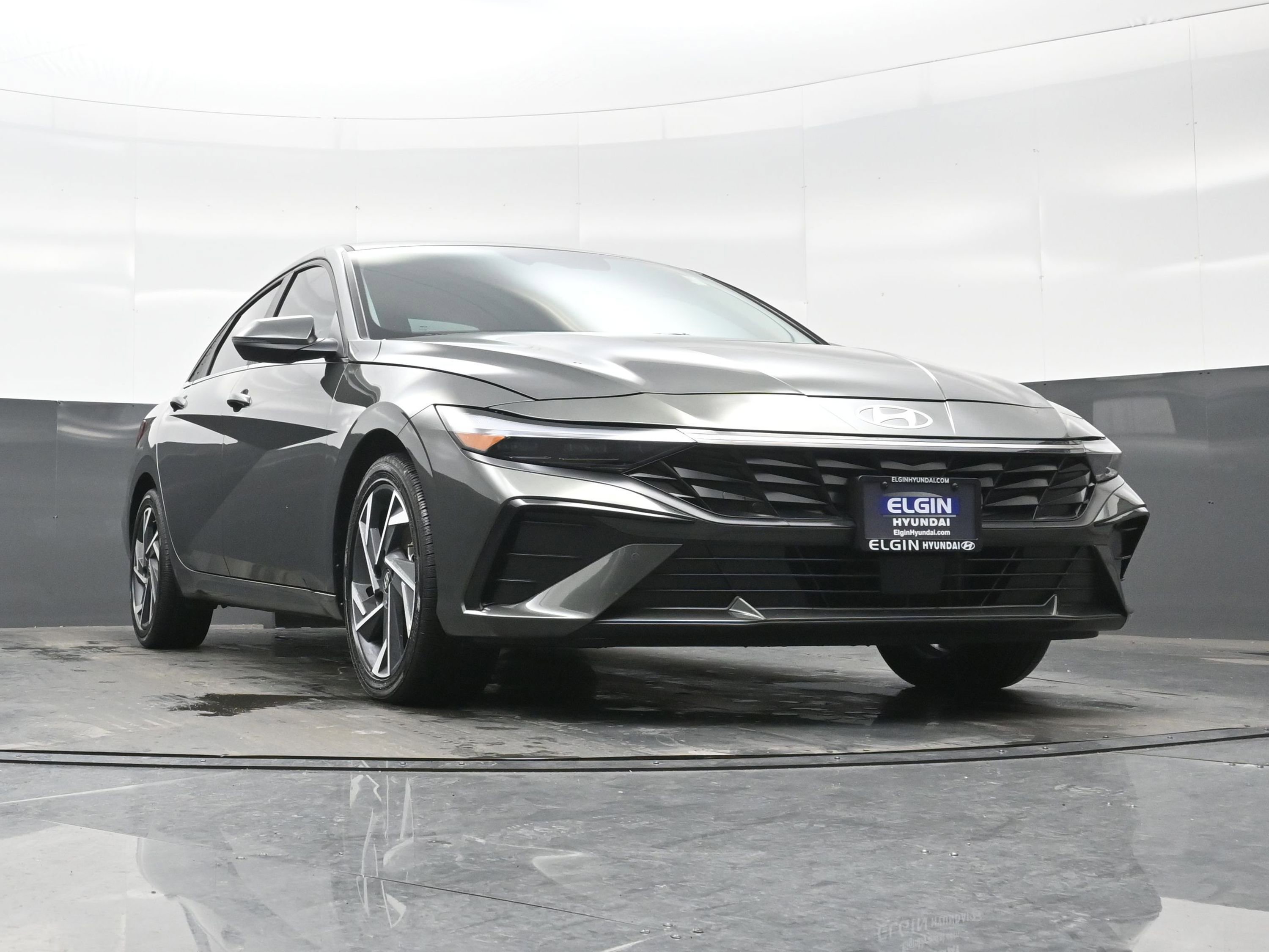 Certified 2024 Hyundai Elantra Limited image 33