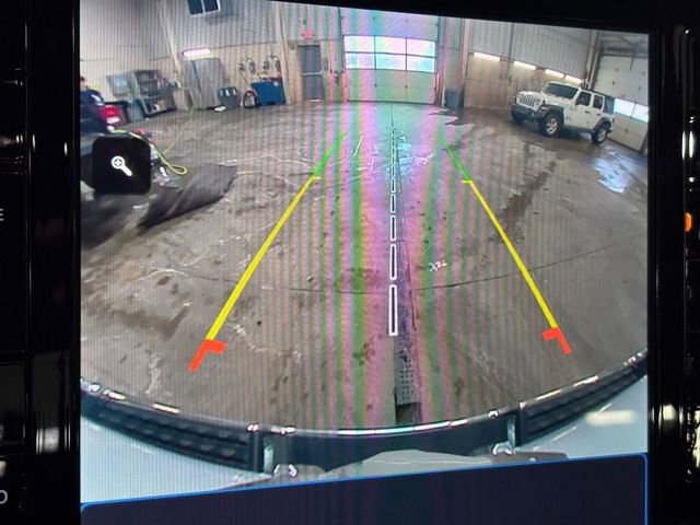 Used 2022 RAM 1500 Limited w/ Off-Road Group image 23