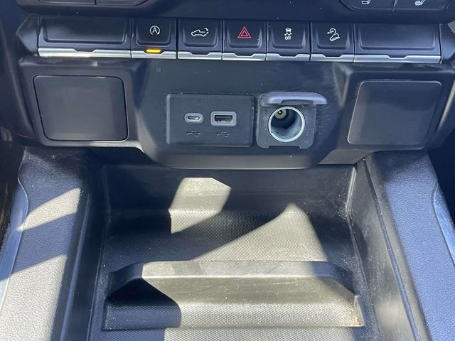 Used 2022 Chevrolet Silverado 1500 LT Trail Boss w/ LPO, Dark Essentials Package AWD/4WD image 27