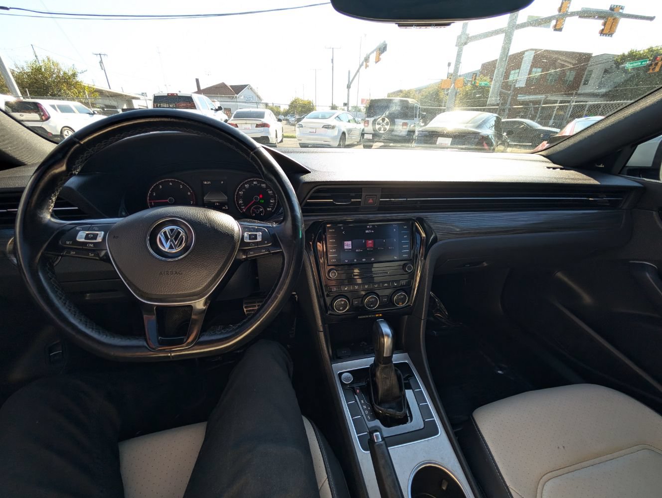 Used 2022 Volkswagen Passat 2.0T R-Line FWD image 21