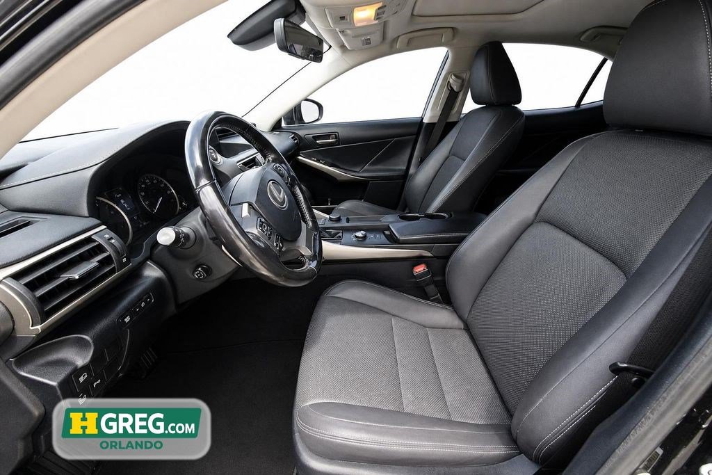 Used 2019 Lexus IS 300 w/ Premium Package RWD image 8