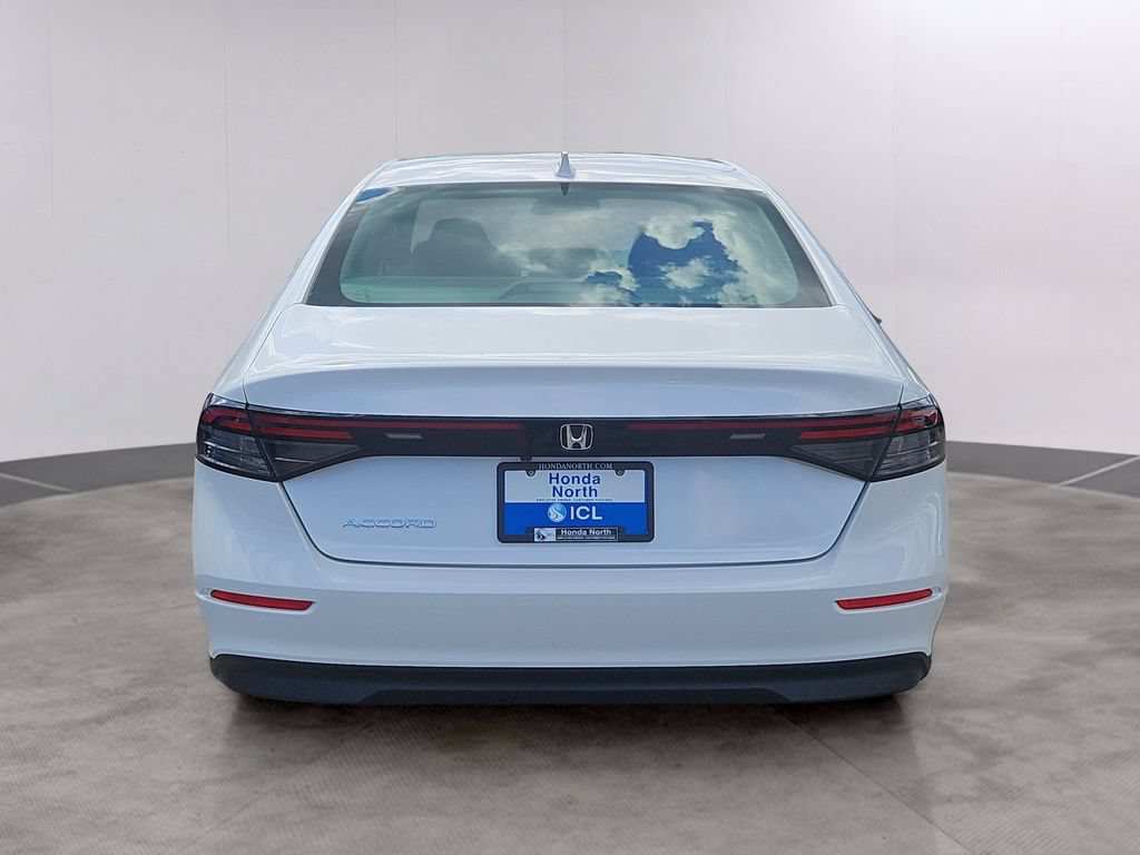 Used 2023 Honda Accord EX image 5