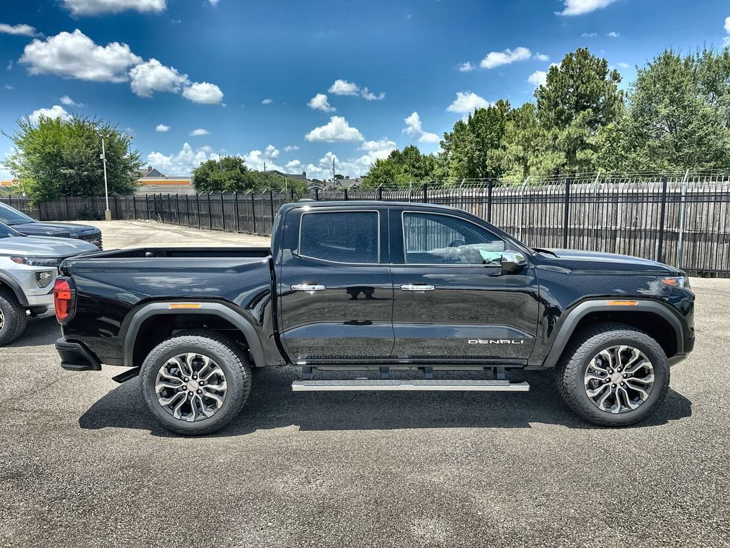New 2026 GMC Canyon Denali AWD/4WD image 10