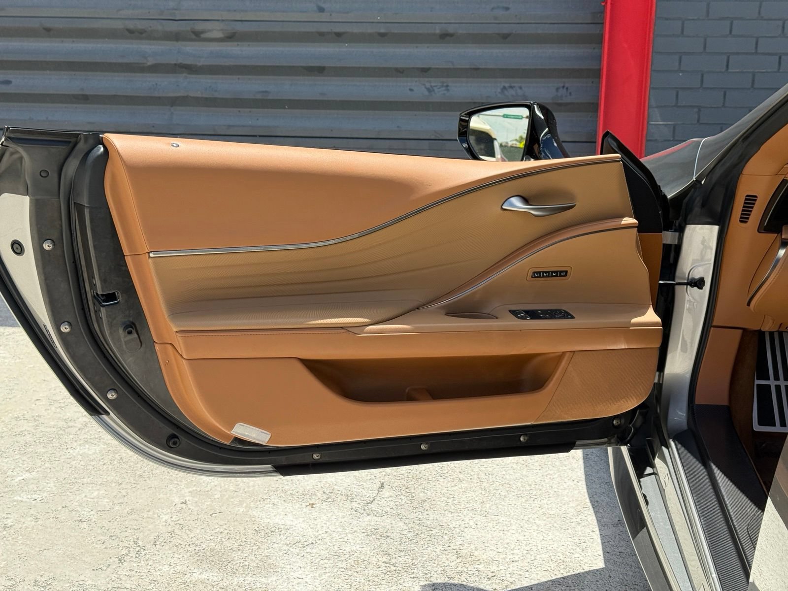 Used 2021 Lexus LC 500 Convertible w/ Touring Package RWD image 19