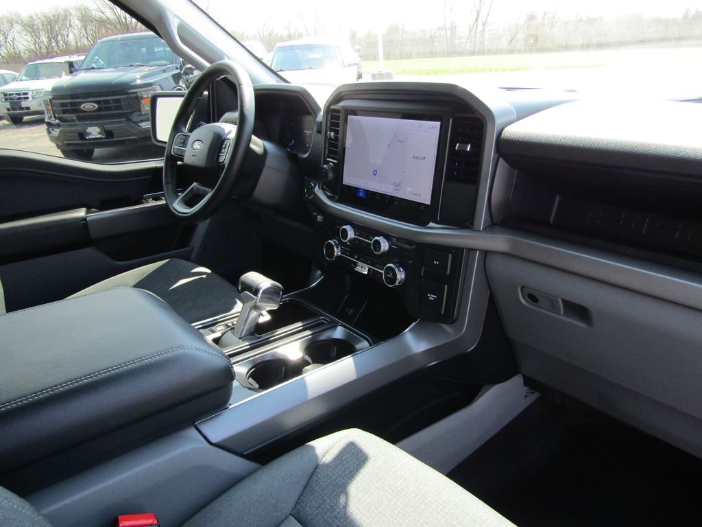 Used 2025 Ford F150 Lightning XLT w/ Max Trailer Tow Package AWD/4WD image 16