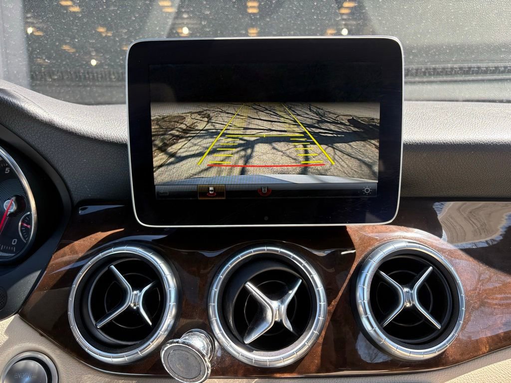 Used 2019 Mercedes-Benz CLA 250 image 41