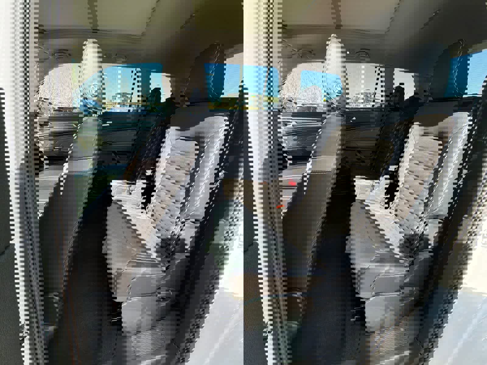 Used 2023 Volkswagen Atlas SEL Premium image 12