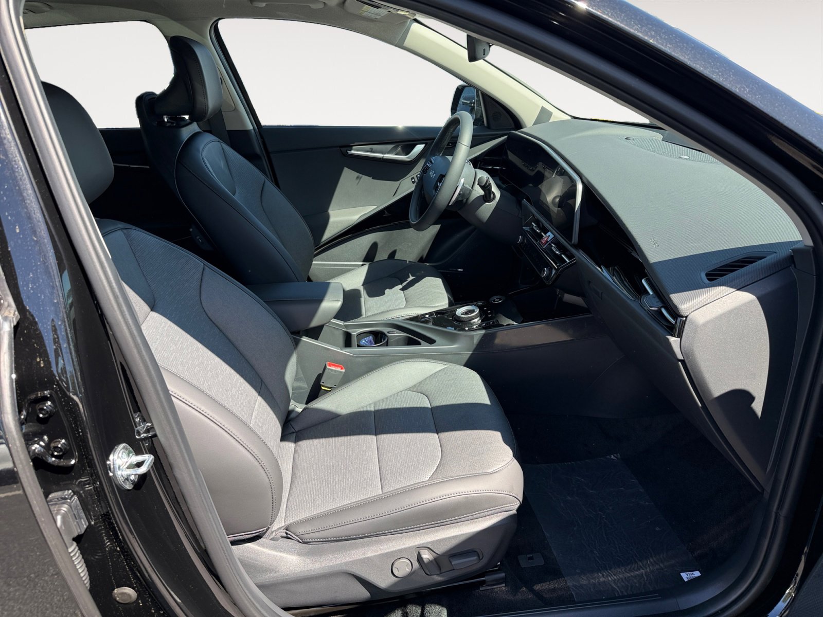 New 2026 Kia Niro Wave FWD image 19