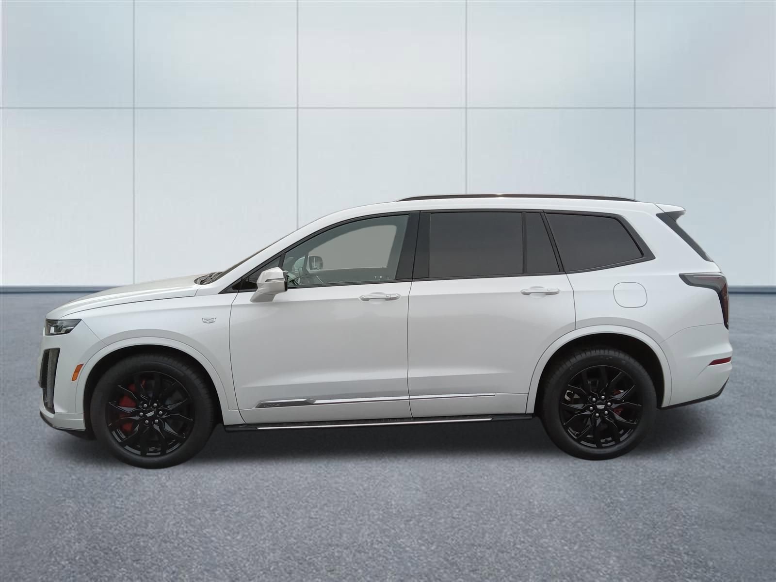 Certified 2023 Cadillac XT6 Sport image 2