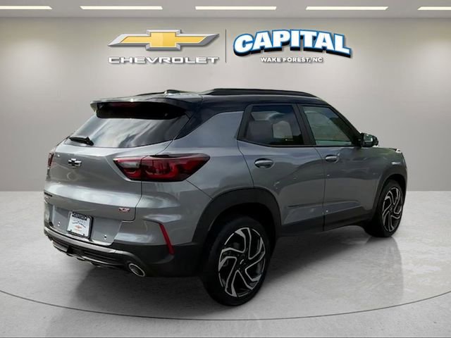 Used 2025 Chevrolet TrailBlazer RS w/ Convenience Package FWD image 5
