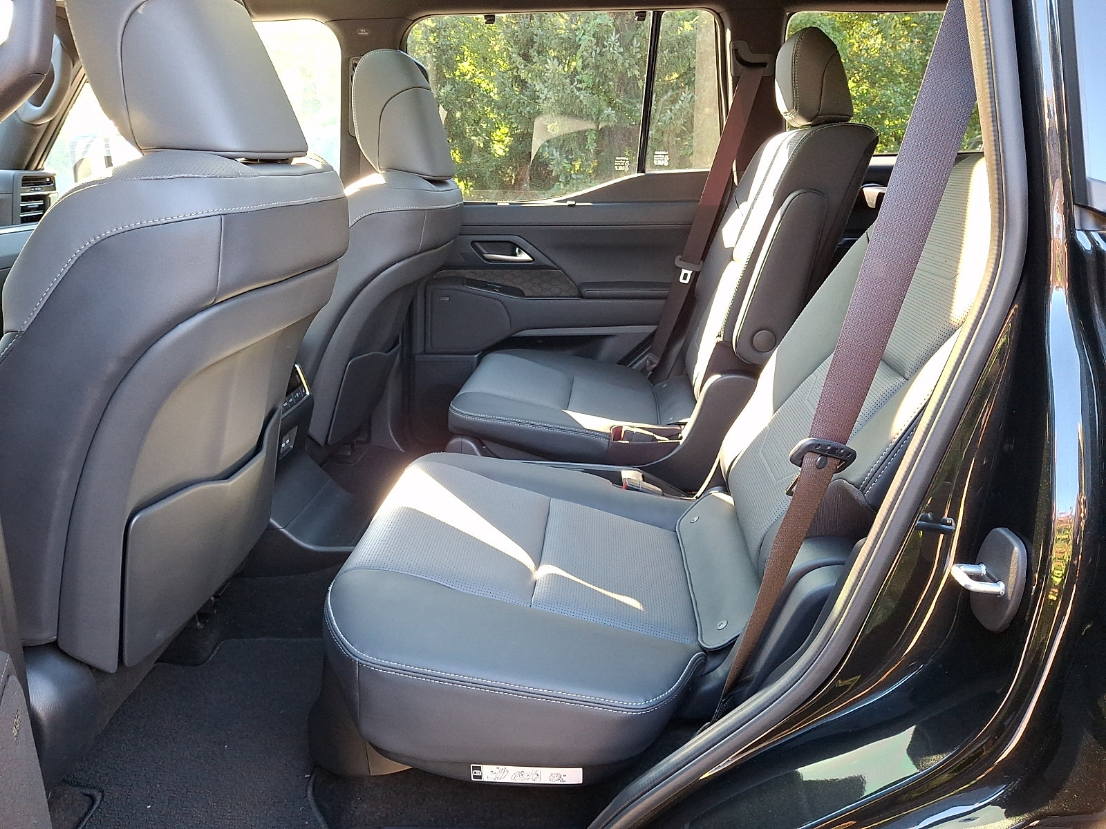 Certified 2024 Lexus GX 550 w/ Accessory Package (2T) AWD/4WD image 10