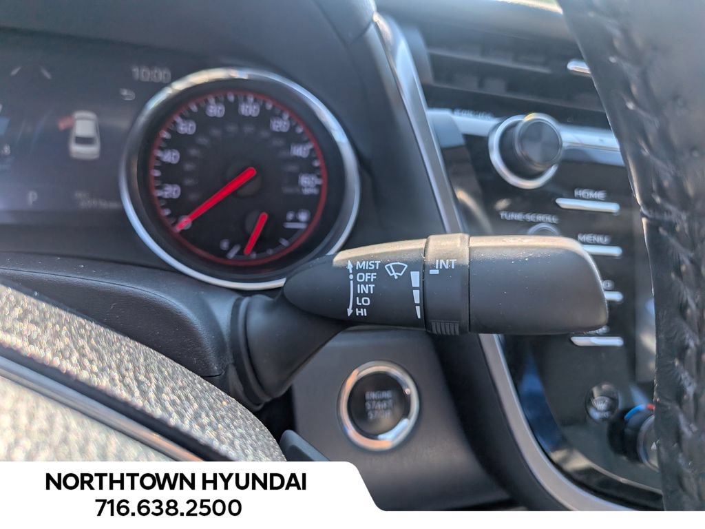 Used 2019 Toyota Camry XSE FWD image 25